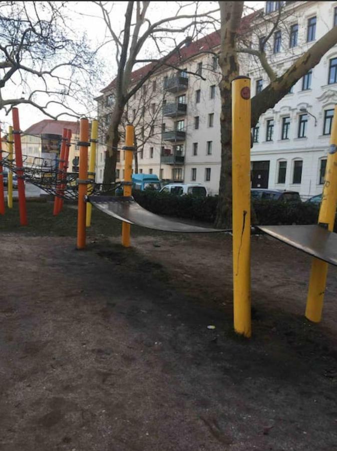 Familienfreundliche Unterkunft Am Puls Der Stadt Лейпциг Екстер'єр фото